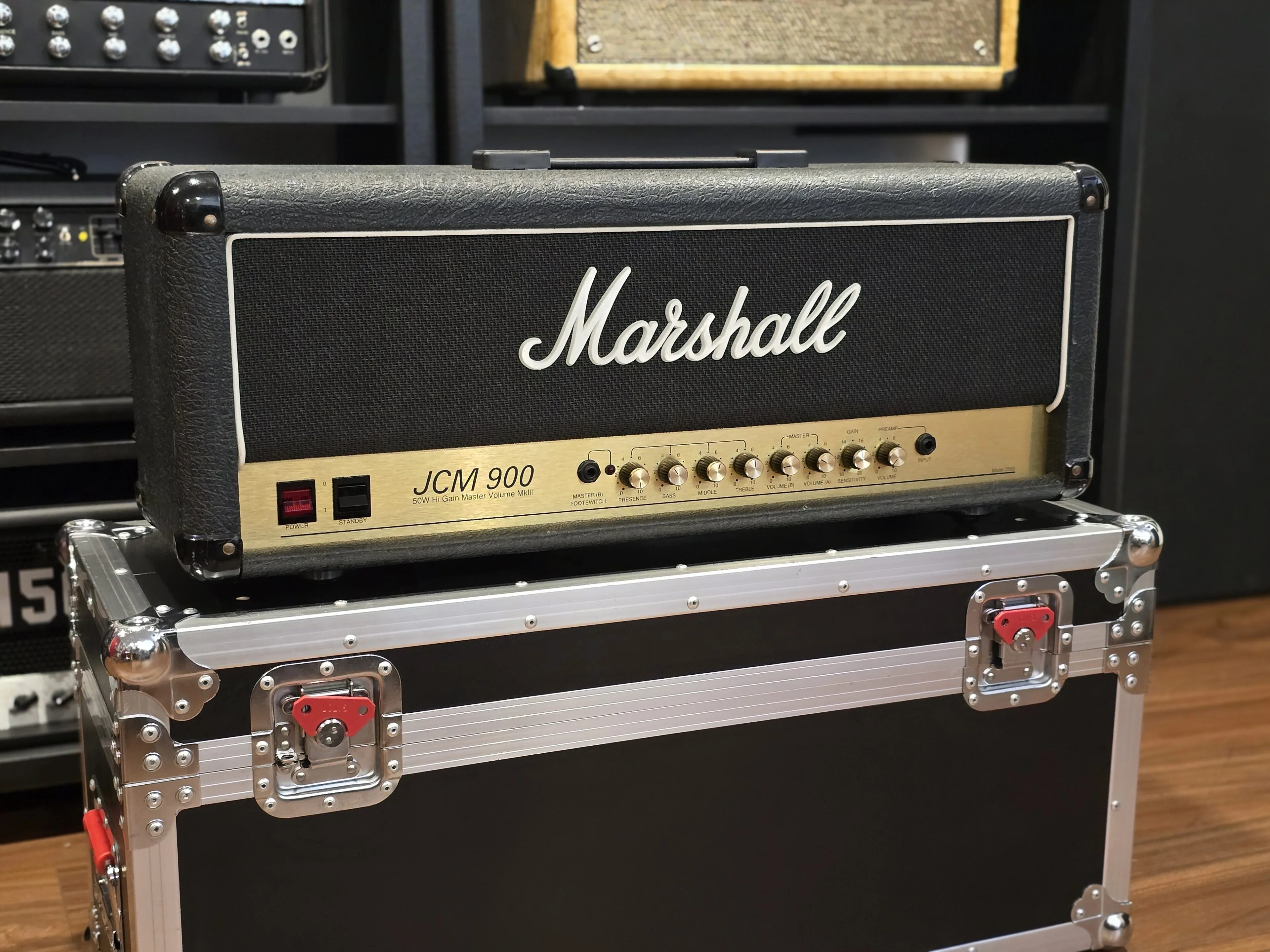 Marshall JCM 900 MKIII 2500 – Image 2