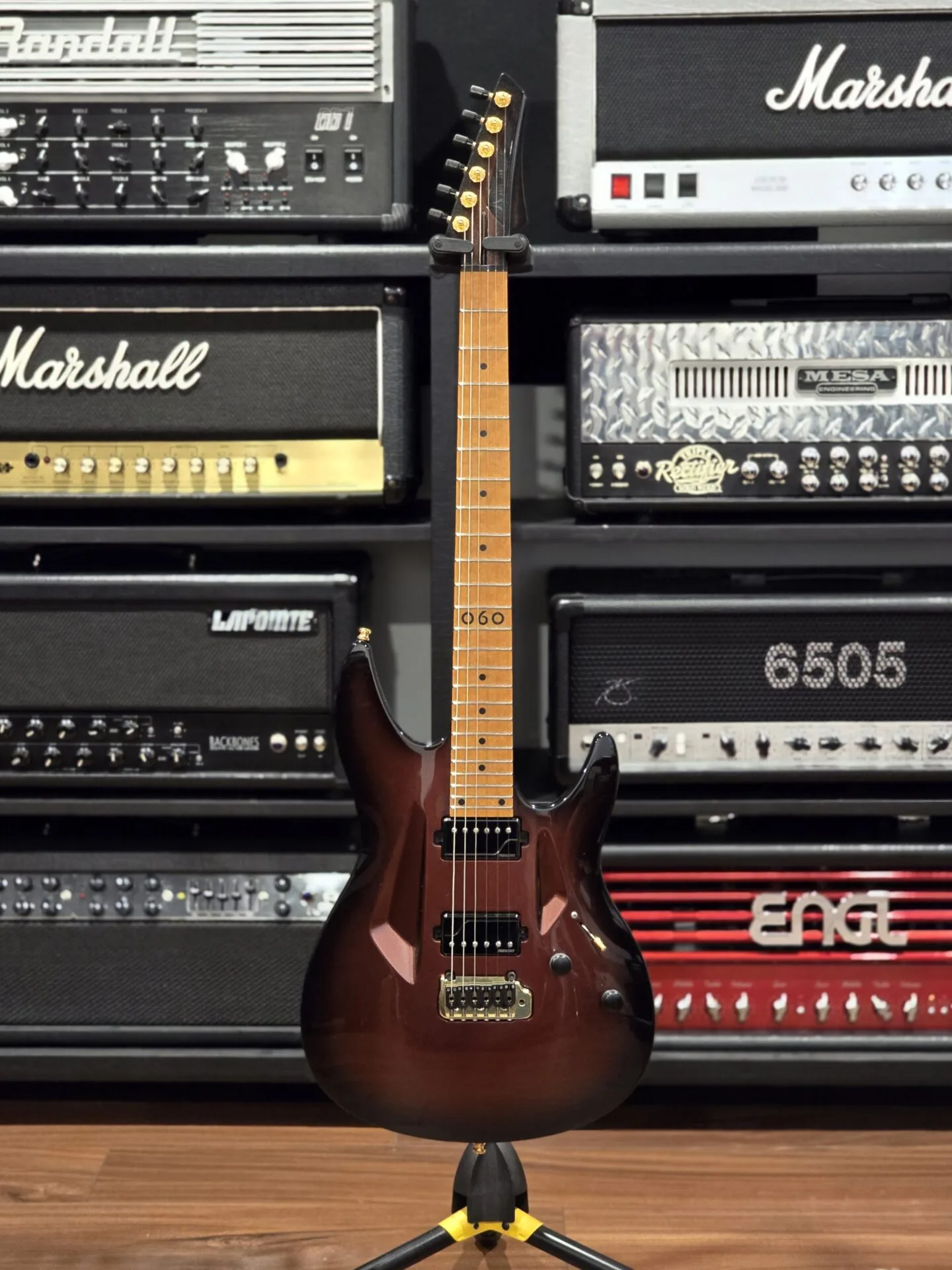 Aristides 060 Rose Gold Chameleon Burst