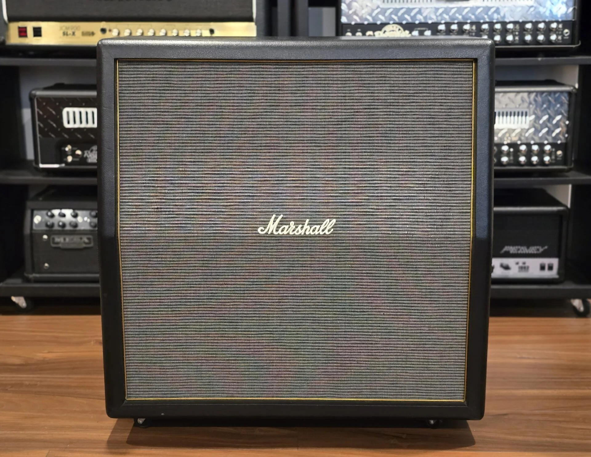 Marshall Origin 412A