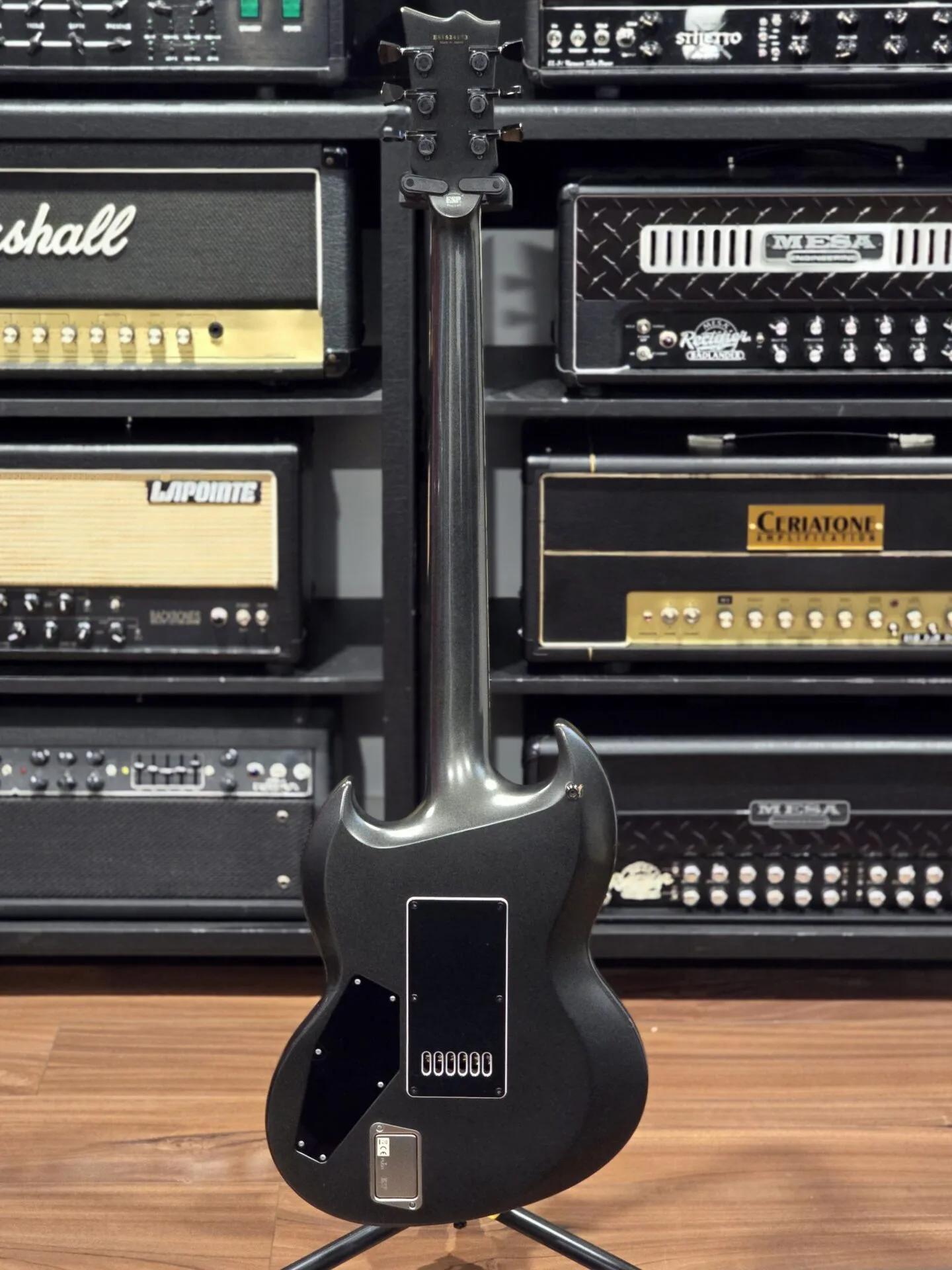 ESP E-II Viper Baritone – Image 2