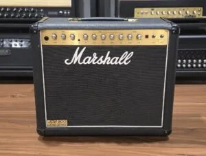 Marshall JCM 800 2210