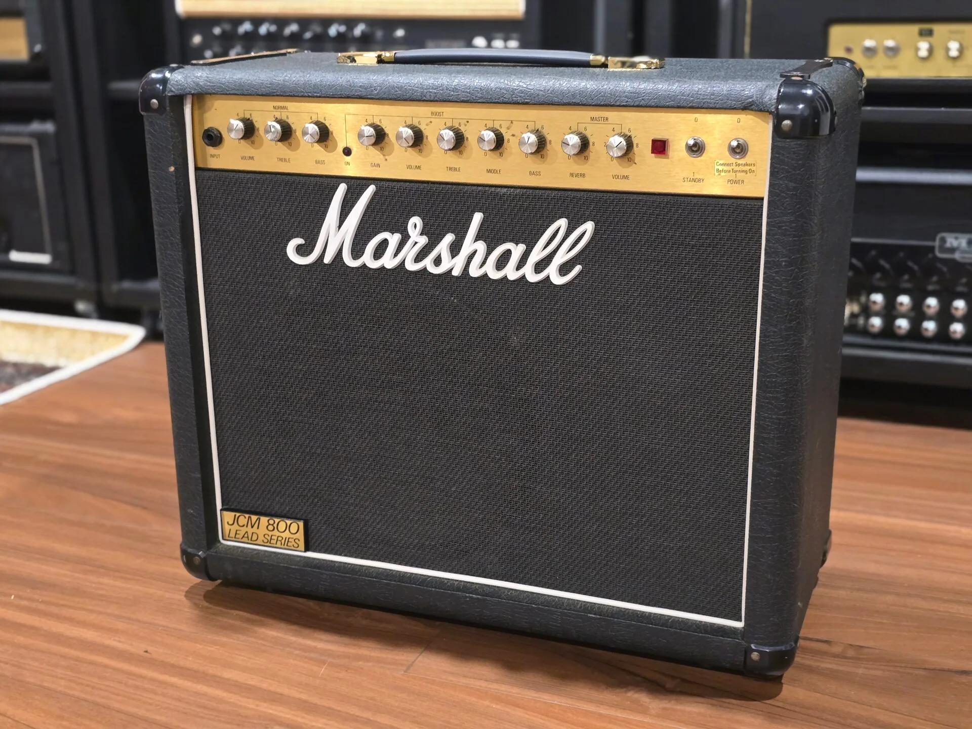 Marshall JCM 800 2210 – Image 3