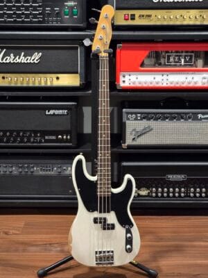 Fender Mike Dirnt Road Worn Precision Bass