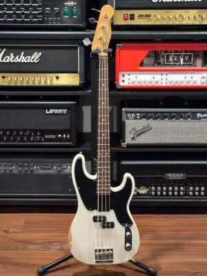 Fender Mike Dirnt Road Worn Precision Bass