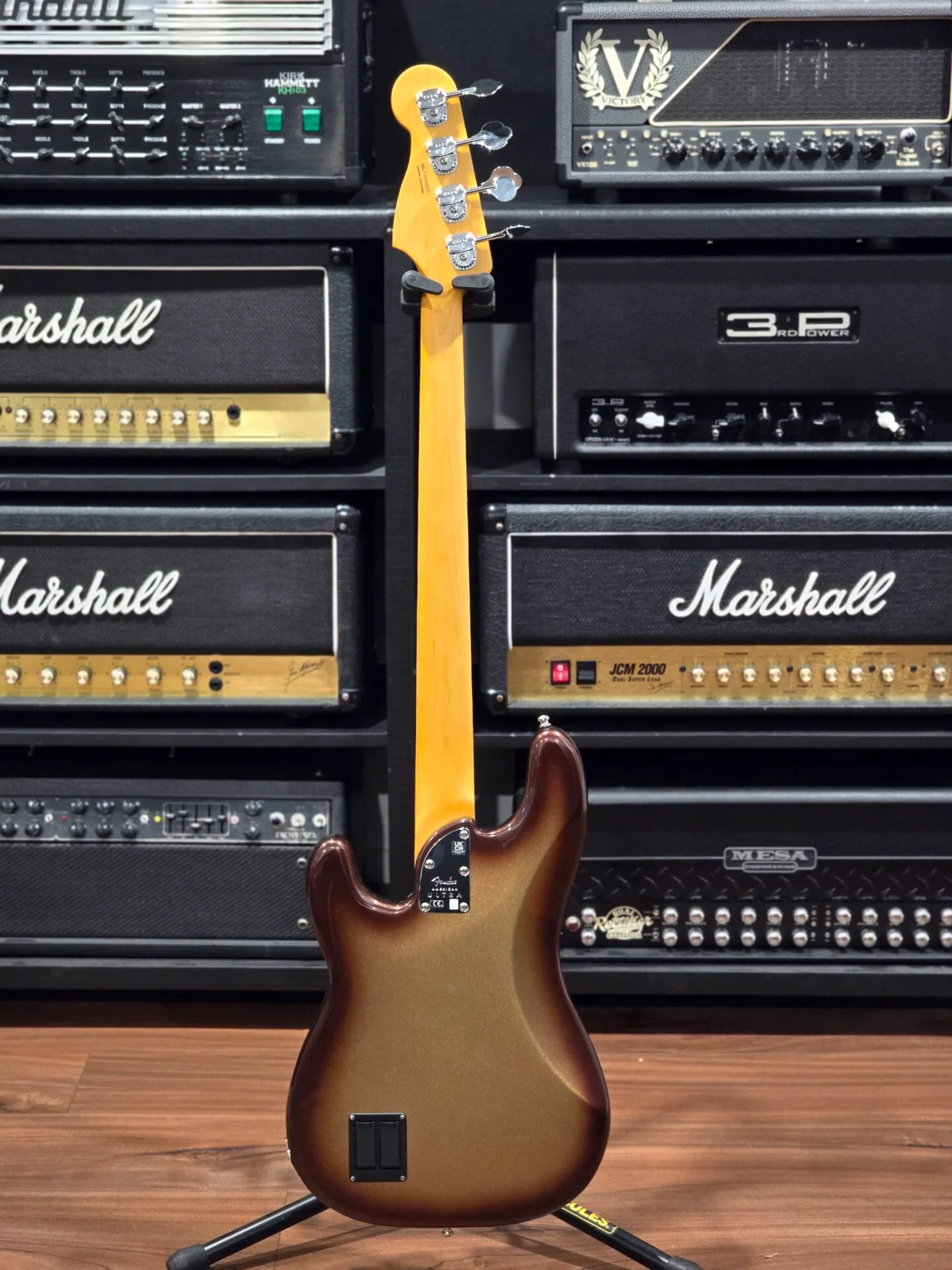 Fender American Ultra Precision Bass - Image 2