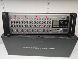 Zoom L-20R