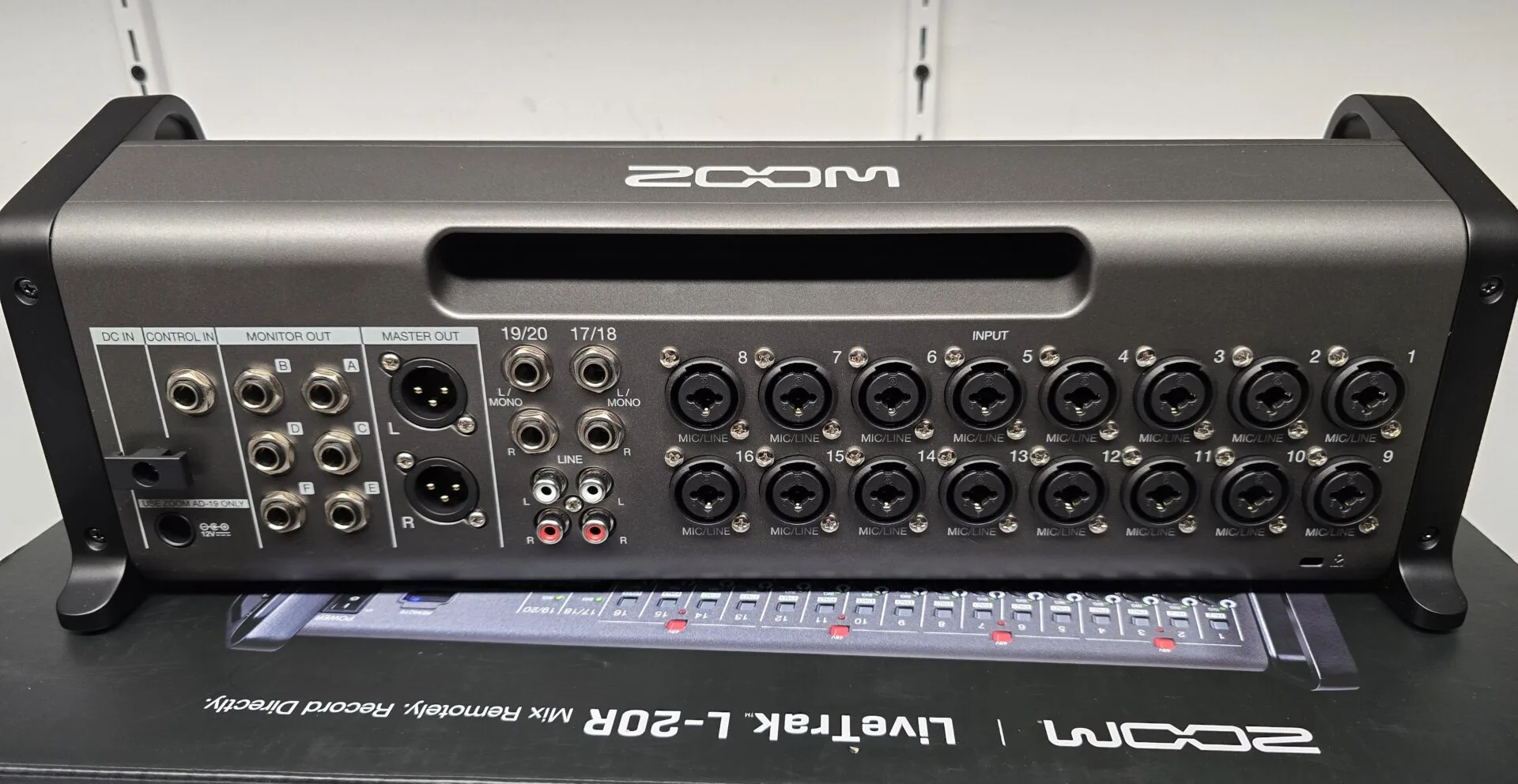 Zoom L-20R - Image 2