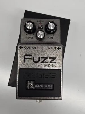 Boss FZ-1W Fuzz Waza Craft