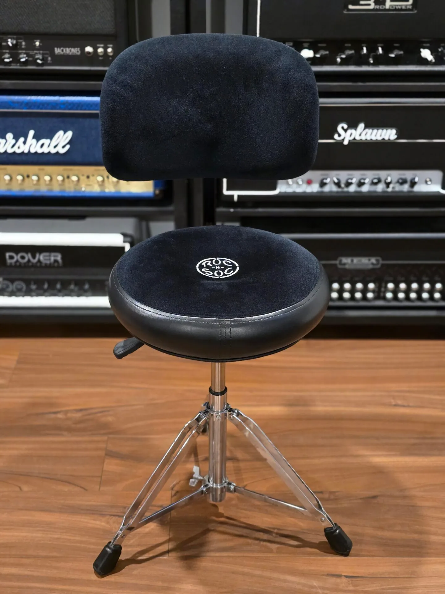 Roc-N-Soc Nitro Round Throne With Backrest